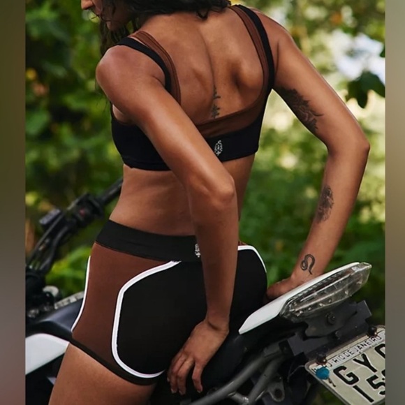 NWT FP Movement There You Go Run Short women M/L - Picture 2 of 10